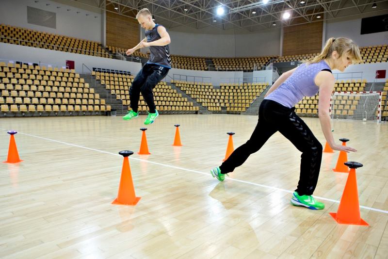 basketball workouts light trainer