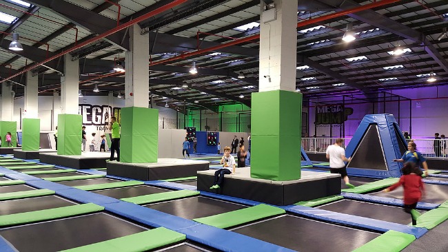 cardiowall trampolin game