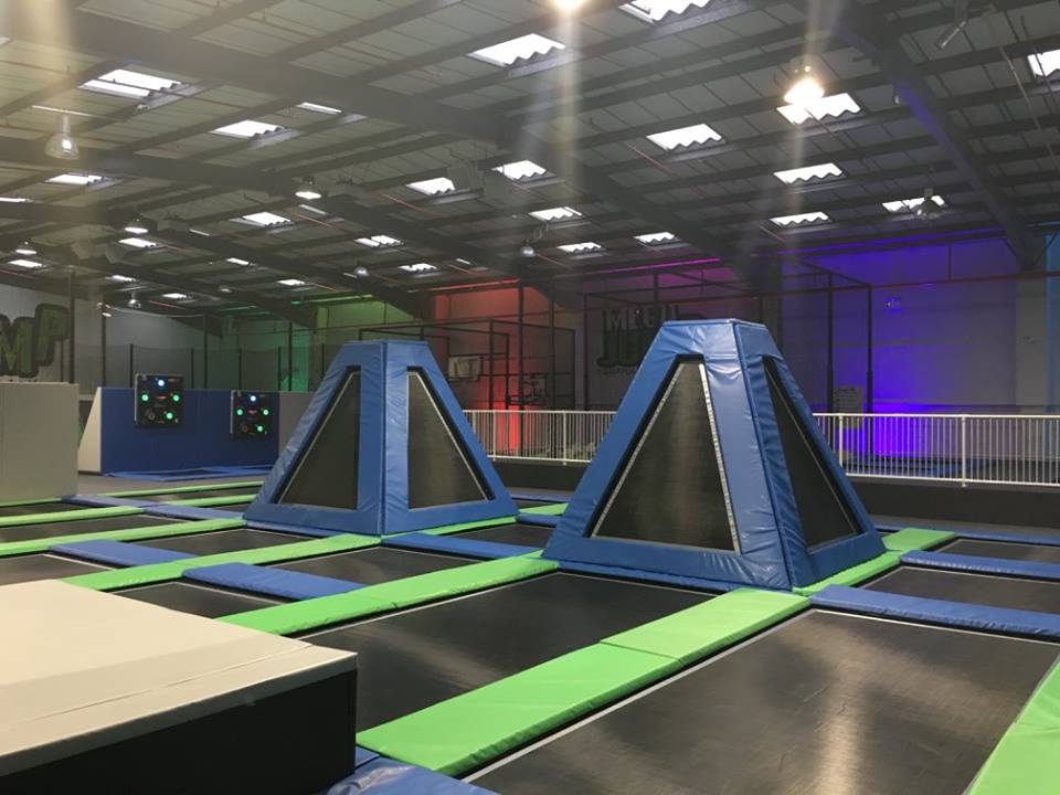 cardiowall trampolin game